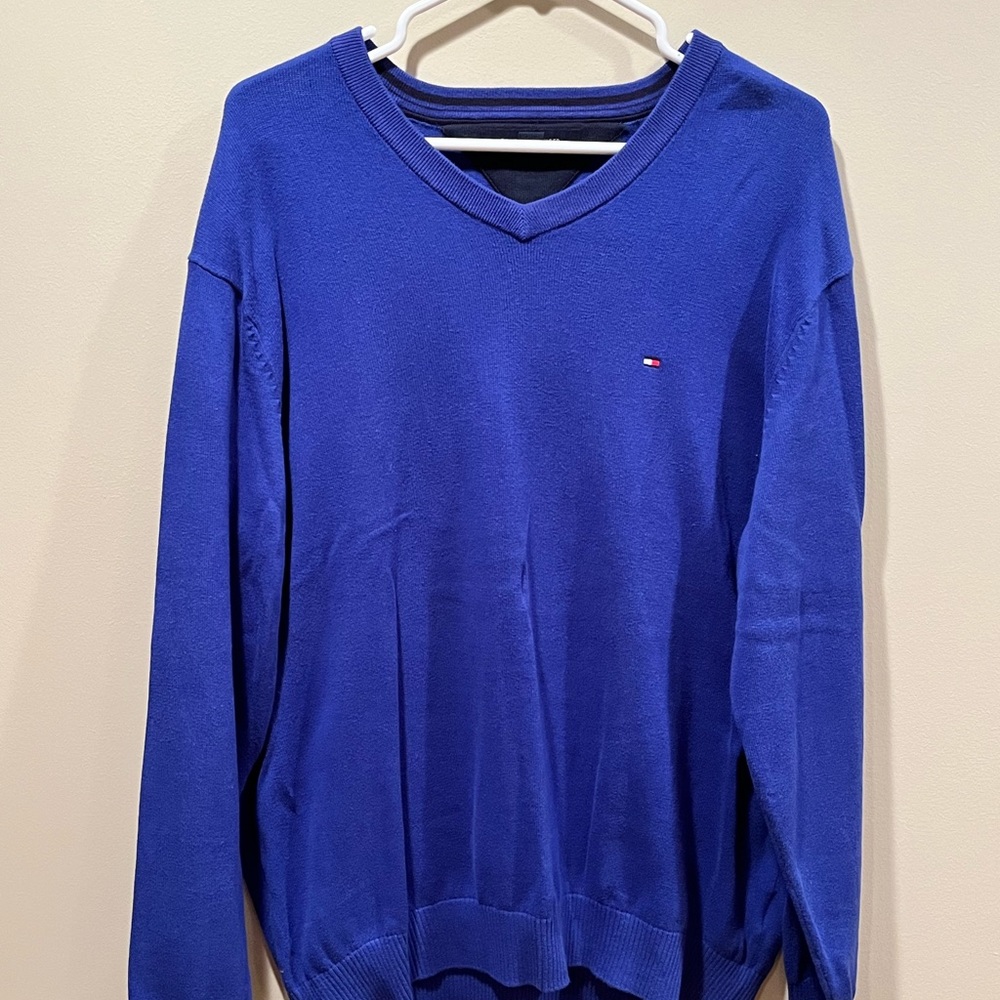 Tommy Hilfiger V neck Sweater